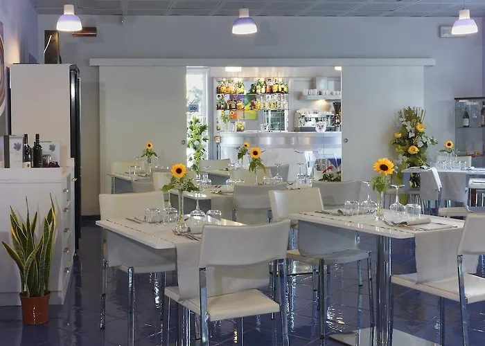 Отель Aurea Торторето